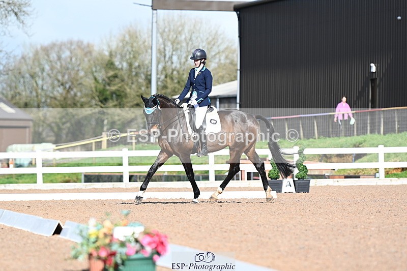 240218A-124325-07294 - 232-Alys.Matravers-VORVASHILL.VERTIGO