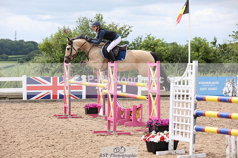 240630A-153001-14755 - Cls 33 Foxhunter and 1.10m Open