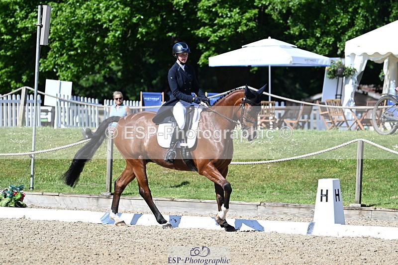 250522A-095509-02775 - A-009-Clementine.Crosthwaite.Eyre-LYJADOR