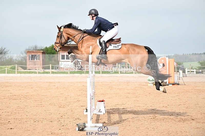 250425-100056-08087 - Cls 2 - 2 Star Small Tour