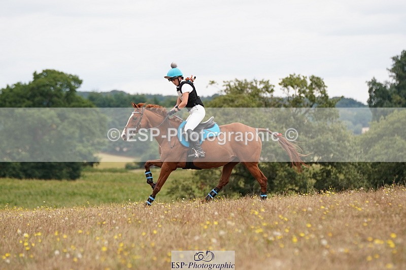 250802A-110618-02092 - B-063-Beth.Jones-FANTASY.CHILLI.(GB)