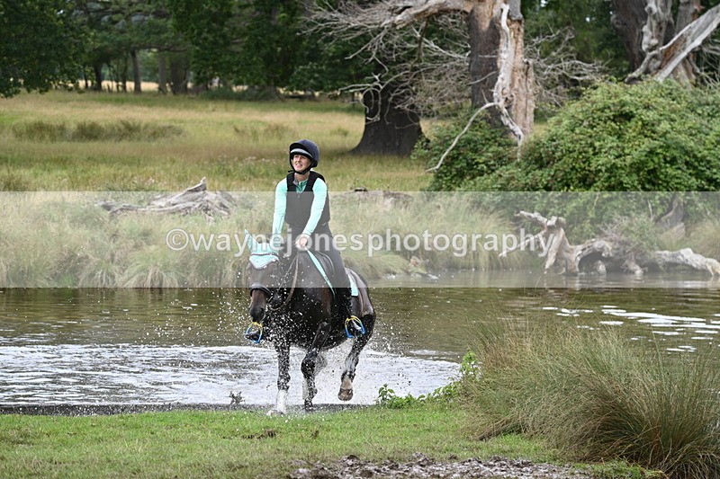 WJ7_3950 - Time at Water 12:52 to 13:22