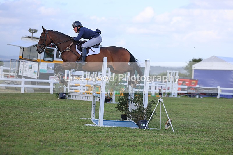 3E7A4823 - Class C1: Showjumping Senior Newcomers/1.10m open
