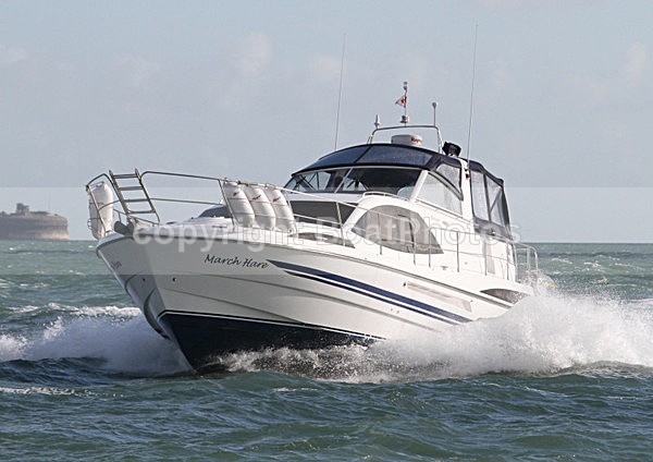 101030 MARCH HARE IMG_1742 - Flybridge Cruisers