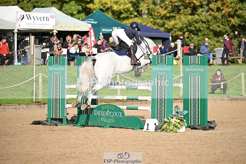 251024A-102943-06467 - B-141-Erin.Neale