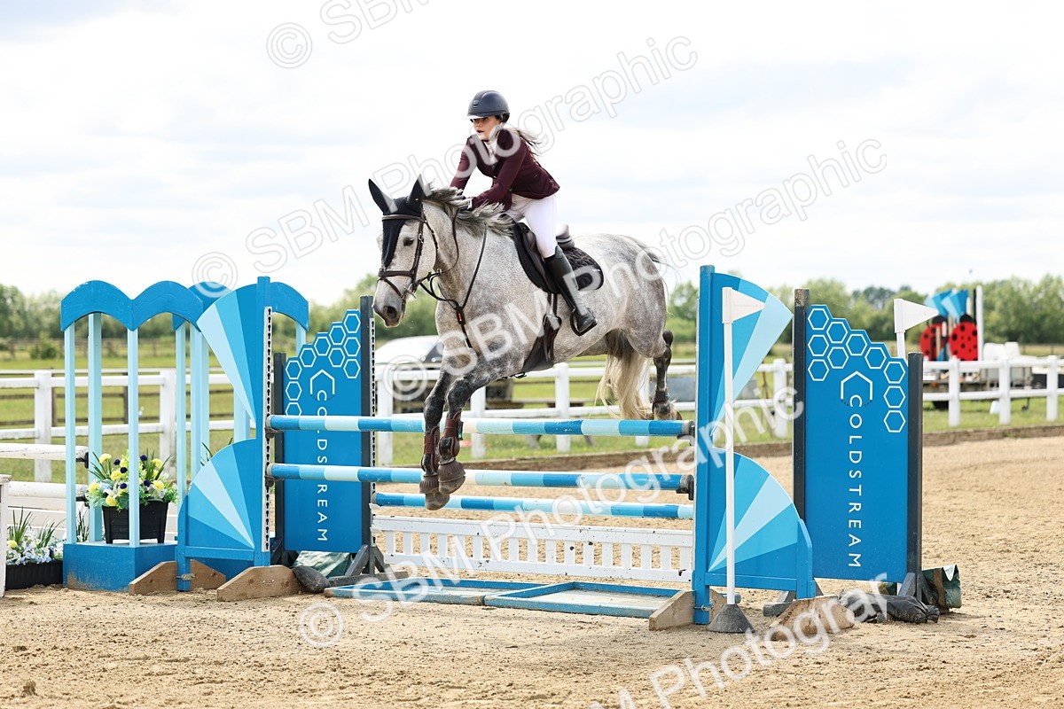 SBM_006009 - Class 19 - Senior Newcomers - 1.10m