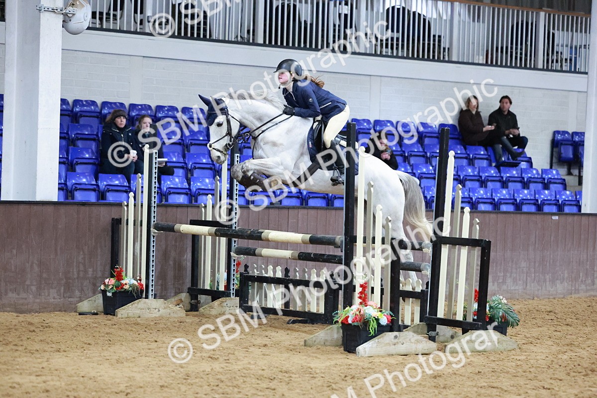 SBM_007653 - Class 24 - Nupafeed Supplements Senior Discovery/ 1m Open