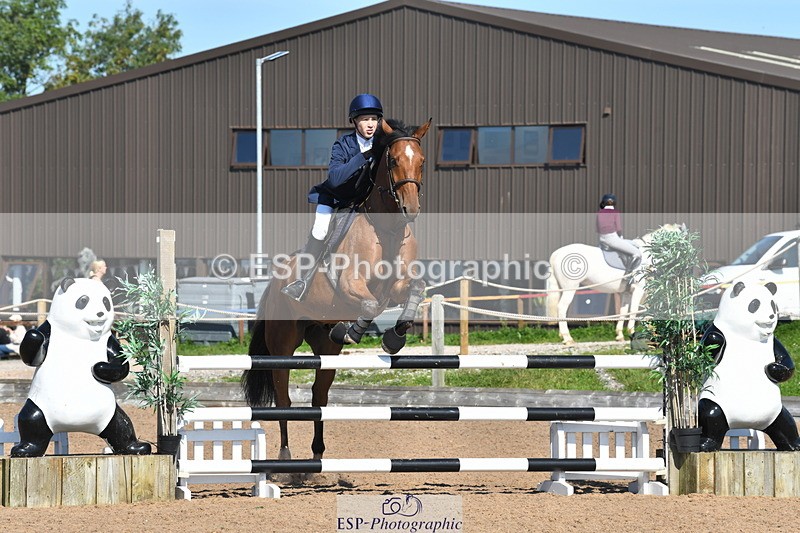 230903A-110216-03789 - Cls 13 1.05m Amateur Quali