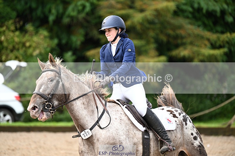 240824X-105702-25013 - 70cm Round 2 10.30 to 12.10