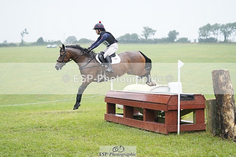 240901A-150016-10420 - 553-Molly.Pullin-OAKWELLYNS.DECANTER.OF.SKYE