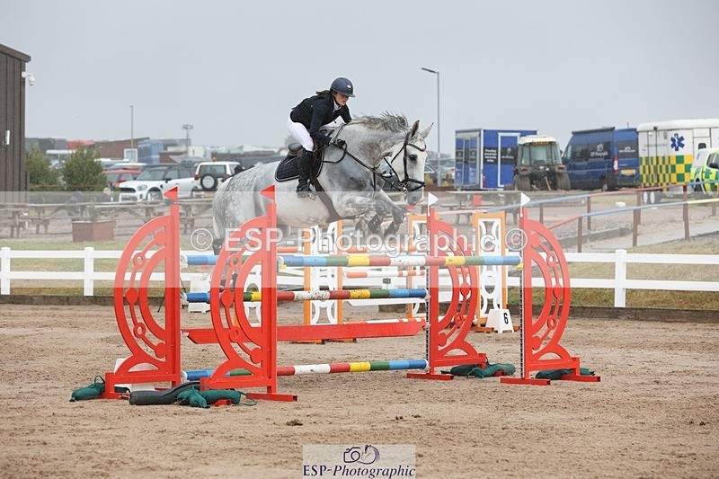 250717-140433-05760 - Cls 1, 3 Star Small Tour Start to Break