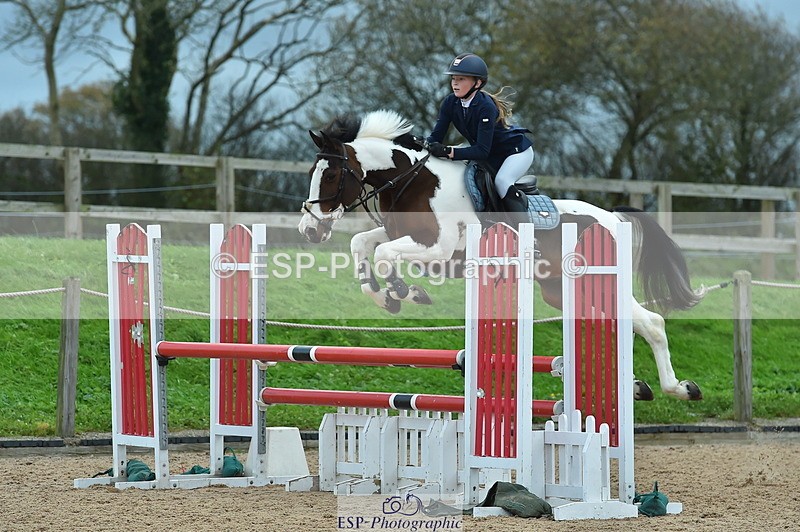 231119A-135900-06074 - Sun Cls 26 Springboard 128cm & 138cm