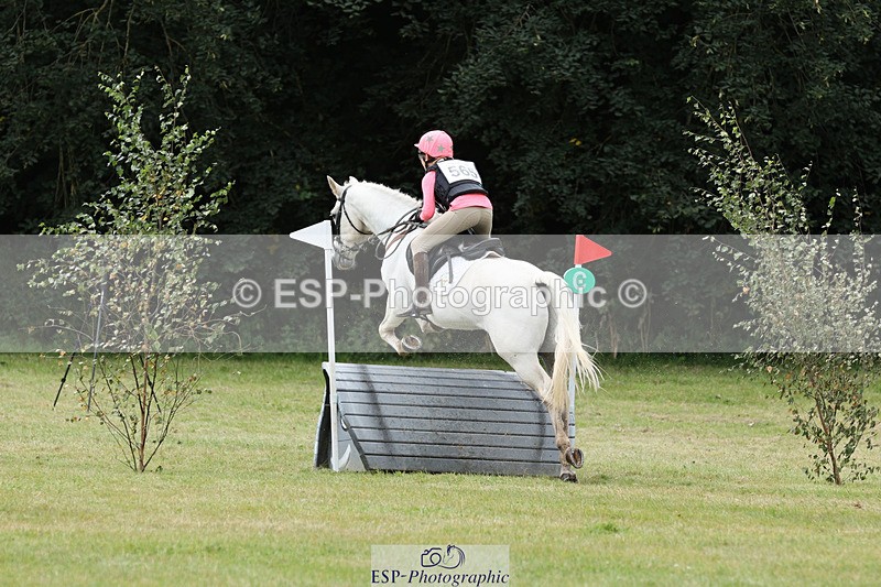 240825X-115657-32381 - 70cm XC 11.00 to 12.00