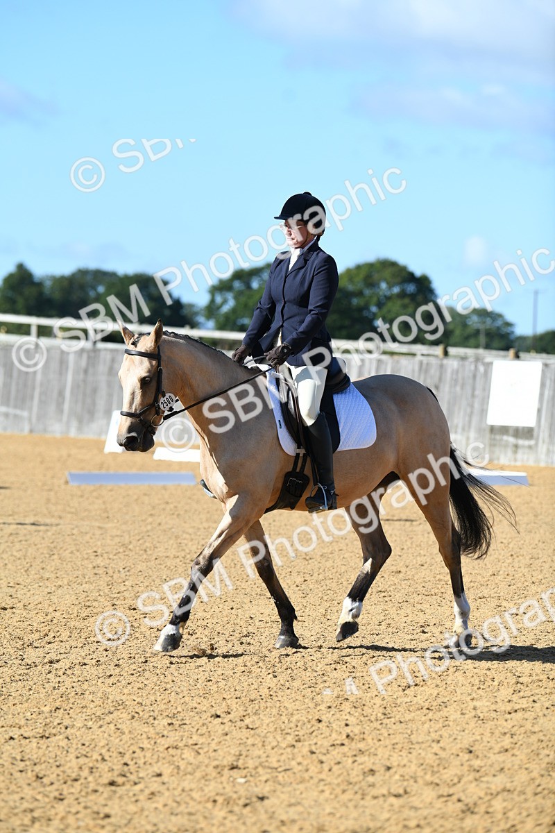 SBM_02769 - D7 Small Tour Championship Prelim 1
