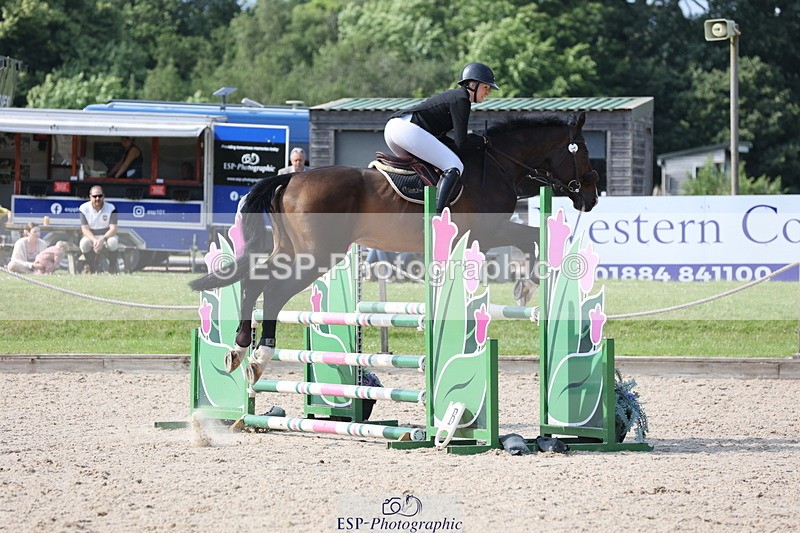 250614A-165103-08396 - Cls 30 1.05m Amateur Q and Open