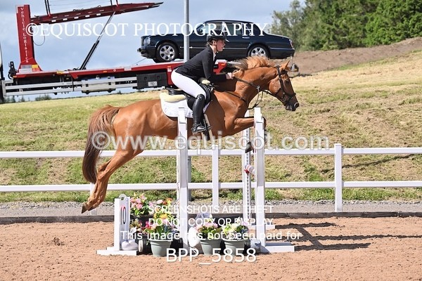 BPP_5858 - CLASS 10 THURS Nupafeeds Senior Dicovery/1m open