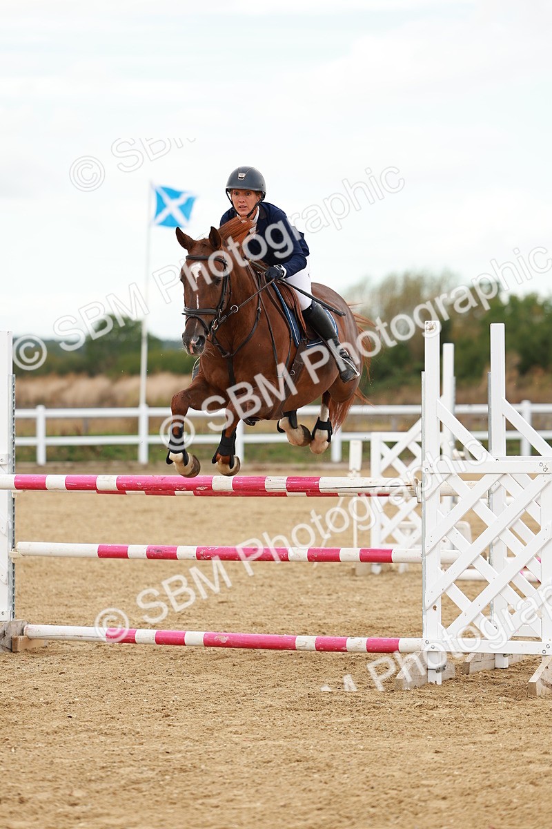 SBM_001424 - Class 4 - Senior Newcomers - 1.10m