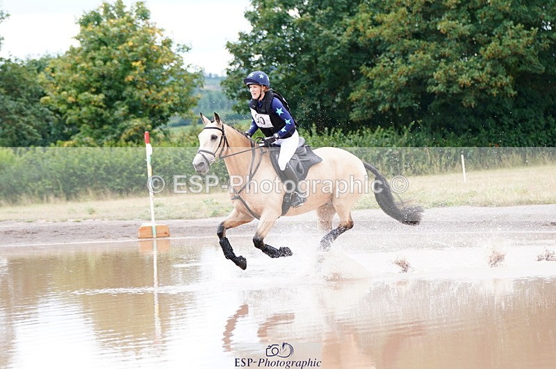 250802A-135120-04867 - B-090-Kate.Markham-SEYCHELLES.SILVER