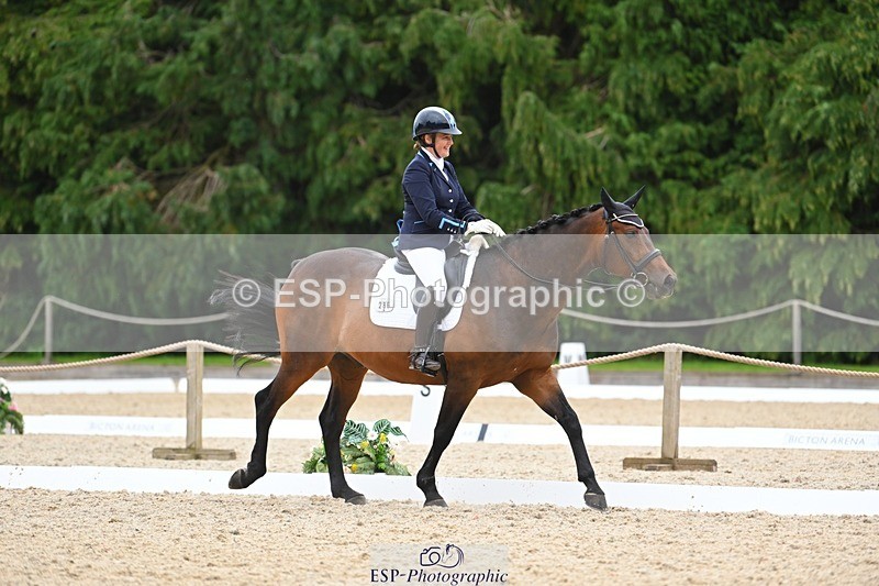 230813-171241-08596 - Cls 14 Medium Silver 16.45 to End