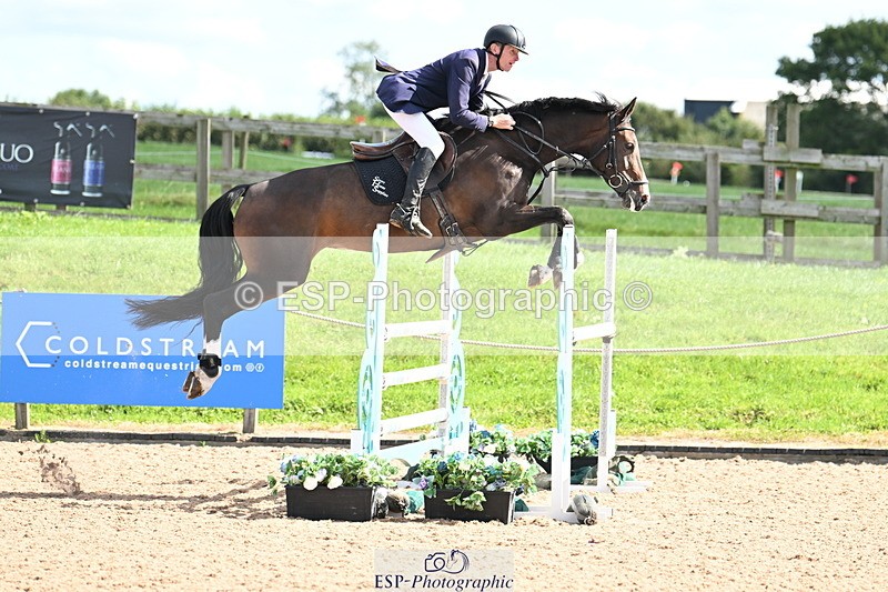 240913A-124031-04402 - Cls 15 Snr Foxhunter