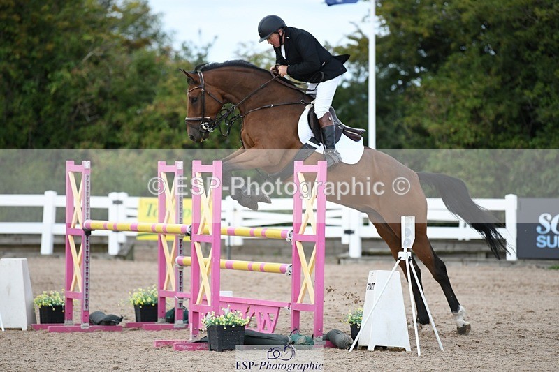 250801-101242-04196 - Cls 21 A&B Snr Disc & 1.00 Open