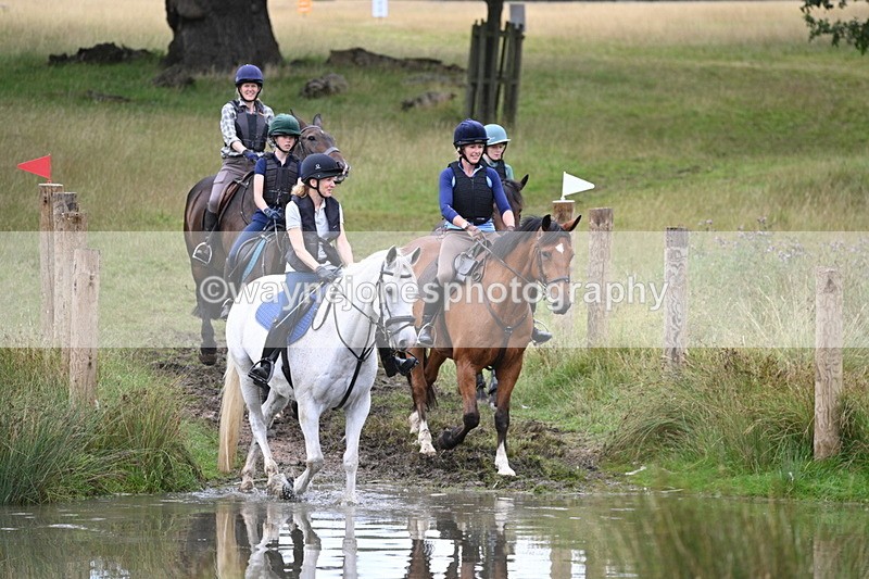 WJ7_2823 - Time at Water 11:37 to 12:13
