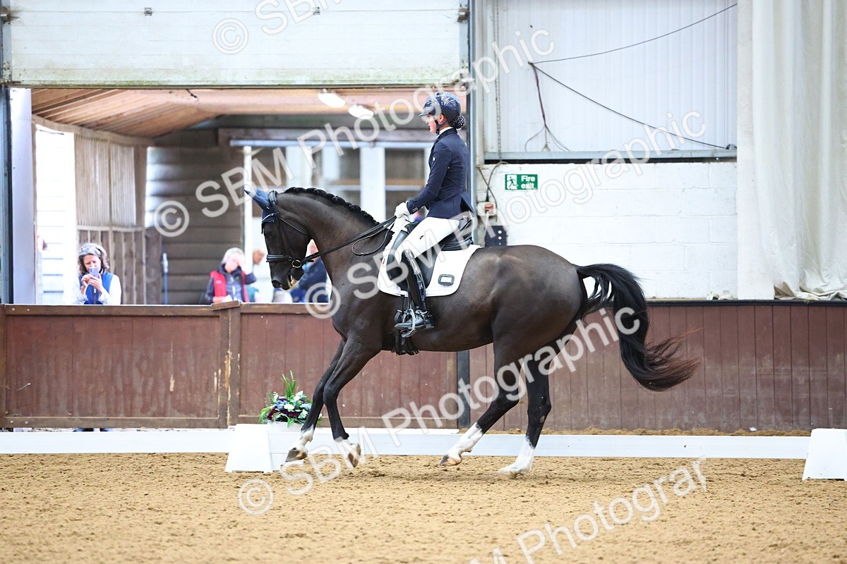 SBM_005989 - Class 5 - Novice 6 - 10.47-11.43