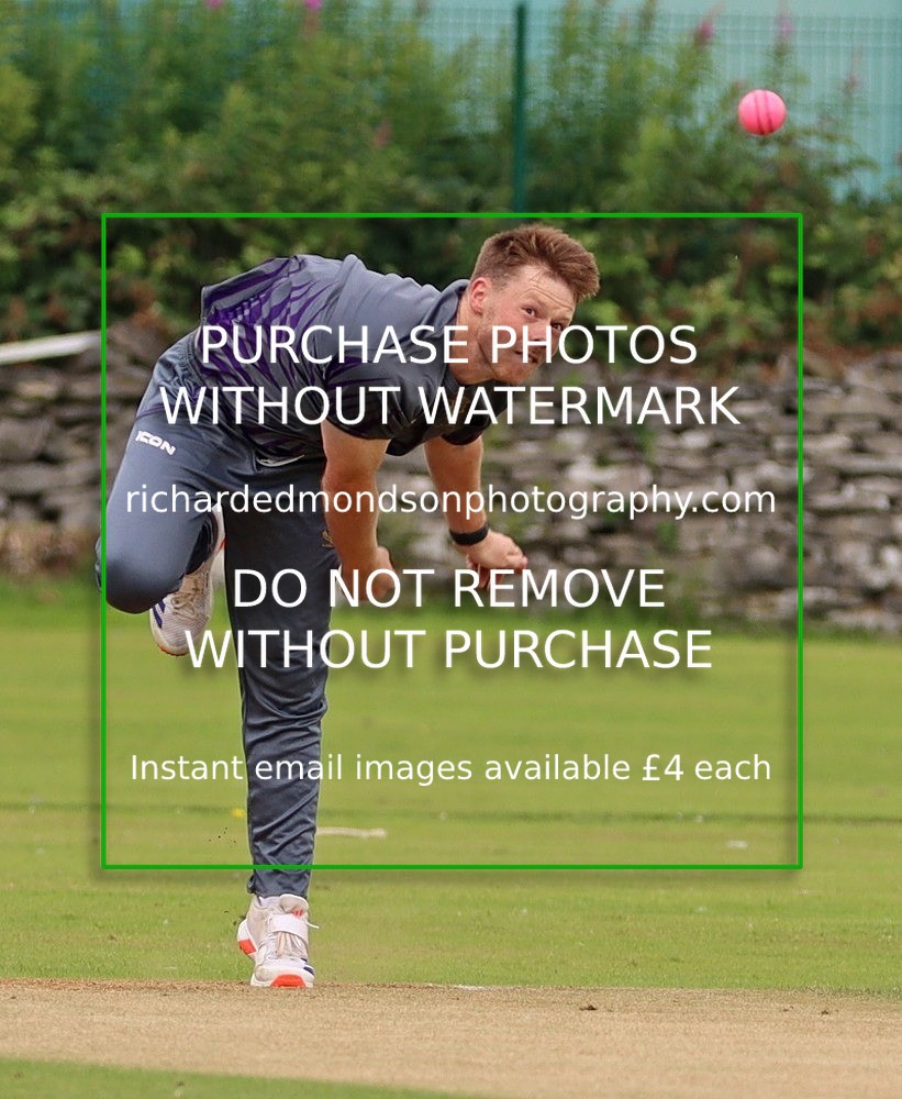 IMG_3287 - Kendal vs Longridge 40 Over Cup 1/4 Final (4/8/24)