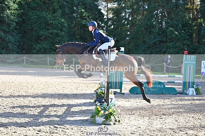 241027-122852-17288 - 410-Mae.Jackson-SWEET.RIOT