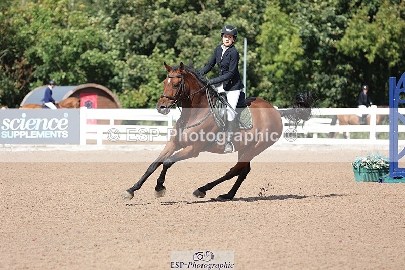 250913-142017-07337 - Cls 25 1.05m Amateur Quali