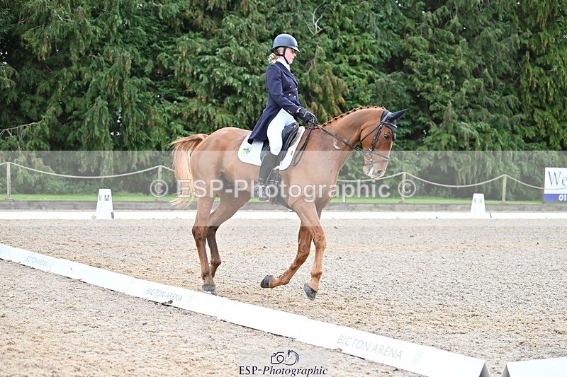 231019-122245-03084 - 113-RIVERSTOWN.ROYAL-Georgie.Frow-DR