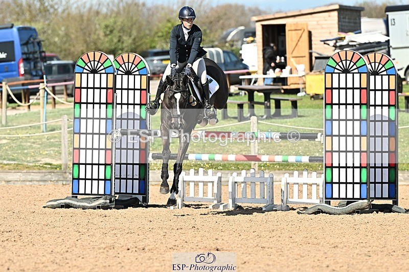 250416-152159-01701 - Cls 6 Foxhunter and 1.20m