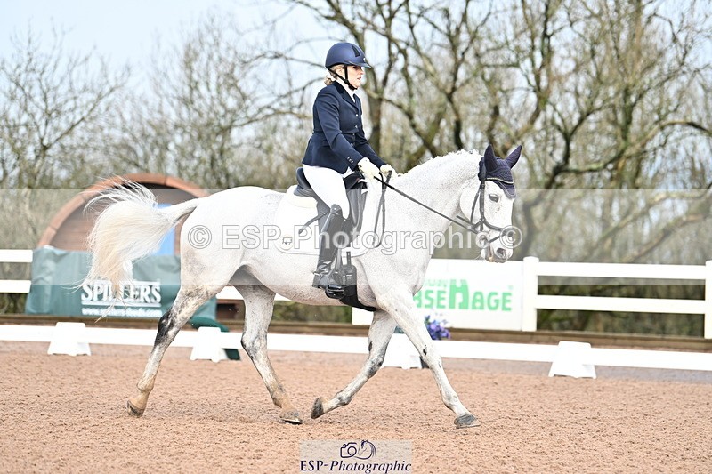 240218A-092102-04731 - 147-Tammie.Wells-Silver.moonshine