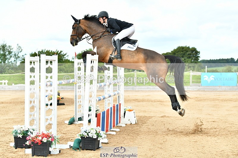 230720A-123111-02852 - Cls 33, 7 Yr Olds 1.30m