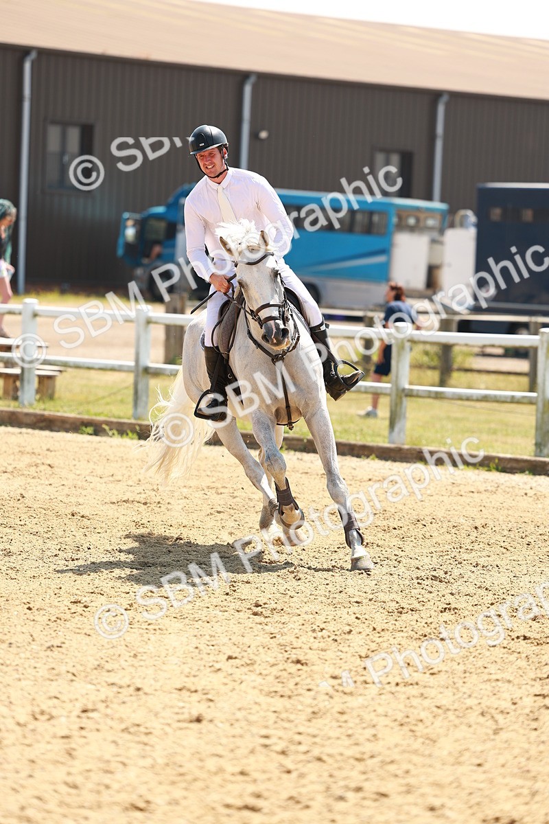 SBM_001759 - Class 4 - Senior Newcomers - 1.10m