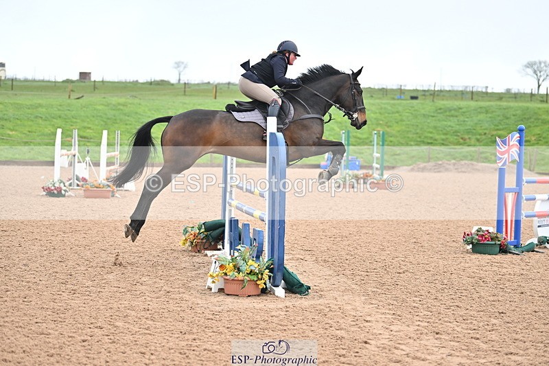 240405A-090643-00313 - Cls 1 Snr 1.05m & 1.10m