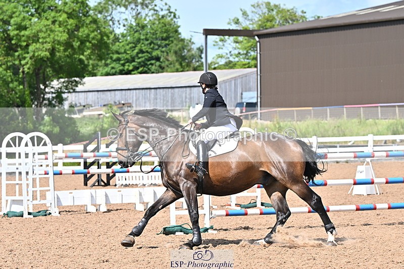 240619A-160307-01107 - Cls 5 Snr Foxhunter and 1.20m Open