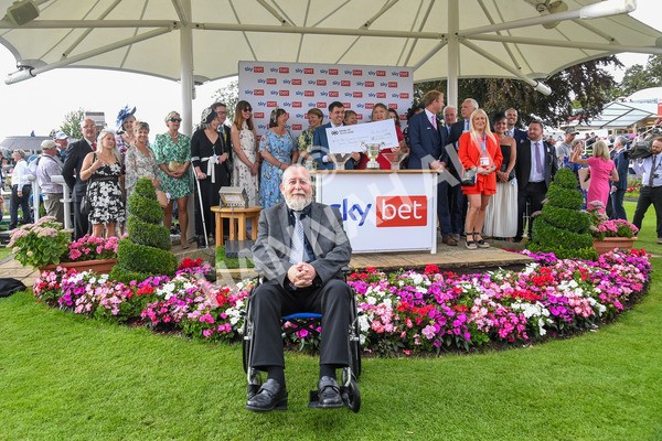 260823-Race 4-Absurde-1186 - Race 4 Sky Bet Ebor Handicap