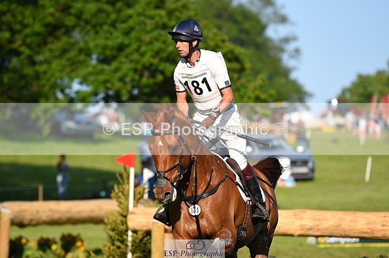 230527-183224-13871 - 181-AMIRO_ISLAND-Harry_Meade-XC