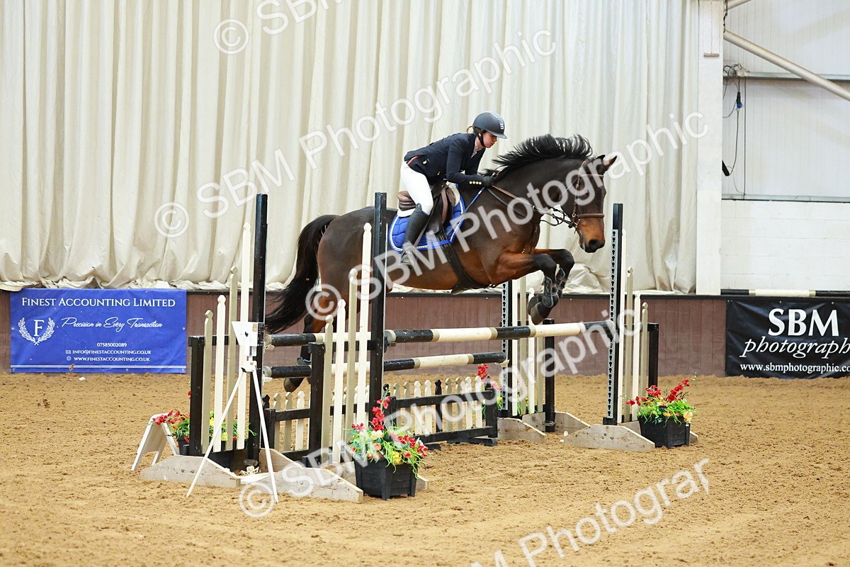 SBM_007042 - Class 19 - Senior Newcomers 1.10m