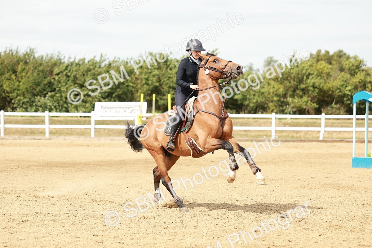 SBM_008224 - Class 4 - Senior Foxhunter - 1.20m Open