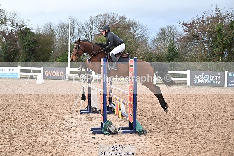251119-095757-00046 - Cls 1 British Novice and 90cm Open