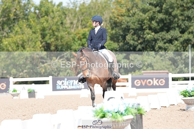 250817-125122-09433 - 177-Joanne.PengellyAshfield.Bob