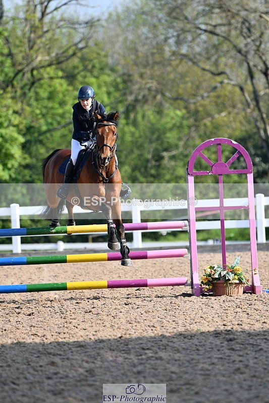 240512A-090153-17062 - Cls 39 British Novice and 90cm Open