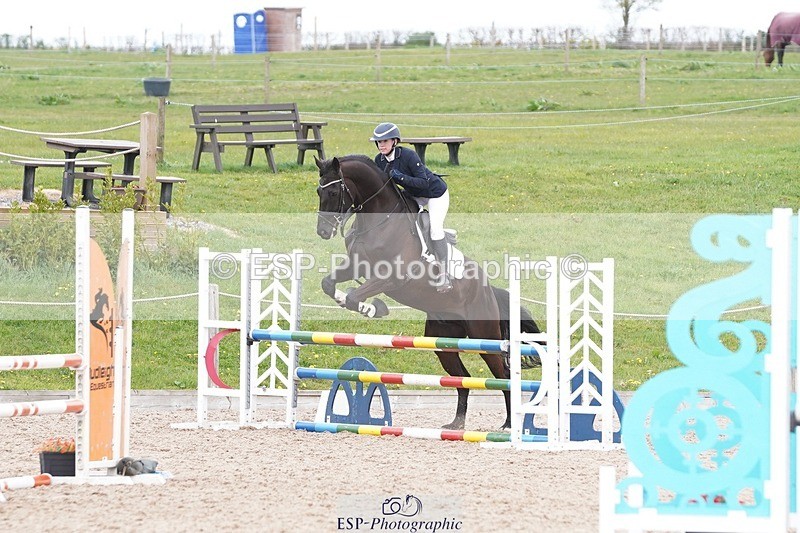 250414-135726-01044 - 90cm Round 2