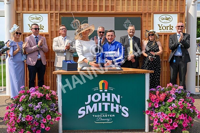 110726-Race 2-The Lost King-1921 - Race 2 14.39pm John Smith's Racing Handicap