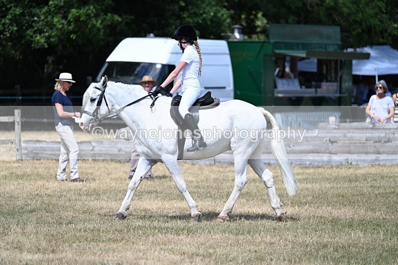 WJ7_3349 - Class 8 Ridden Veterans