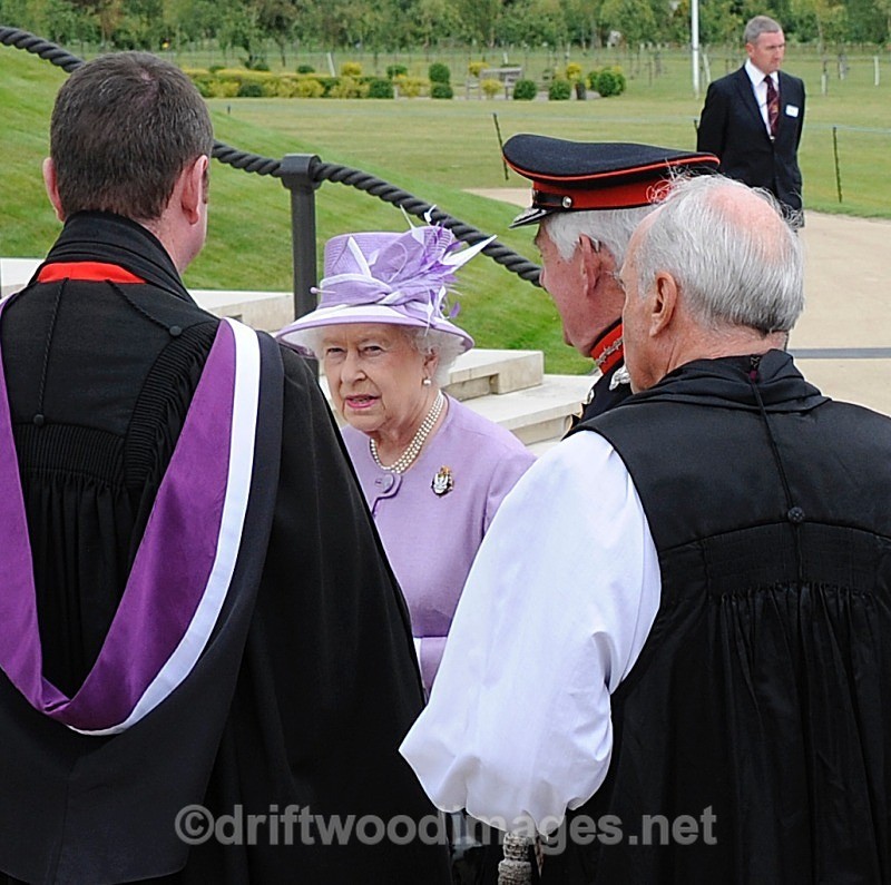  - The Queen at the NMA