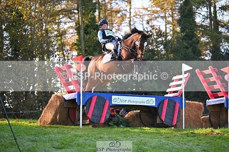 241026-112237-11933 - 378-Fern.Hordern-SHES.ALL.THAT