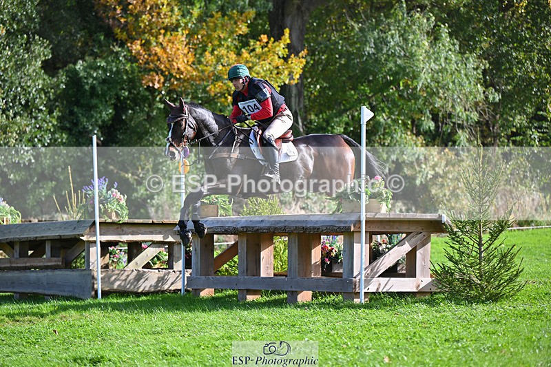 241025-123659-08272 - 104-Matthew.Glentworth-BEST.TRICK